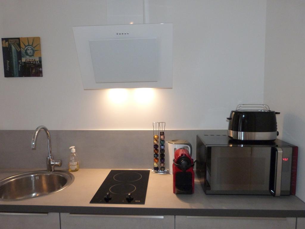 אז'ן Loft Zen Spa Balneo Parking Gratuit Sauna Hammam Billard מראה חיצוני תמונה