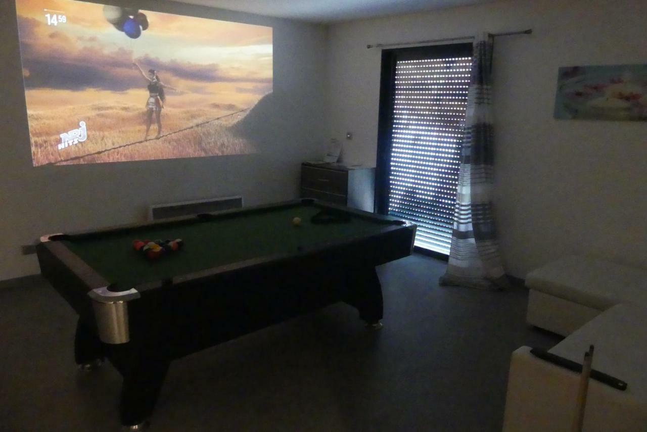 אז'ן Loft Zen Spa Balneo Parking Gratuit Sauna Hammam Billard מראה חיצוני תמונה
